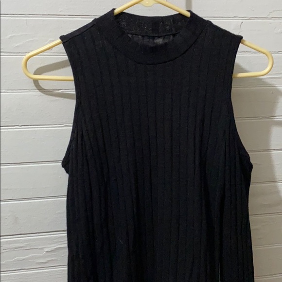 Shirt - Picture 2 of 3